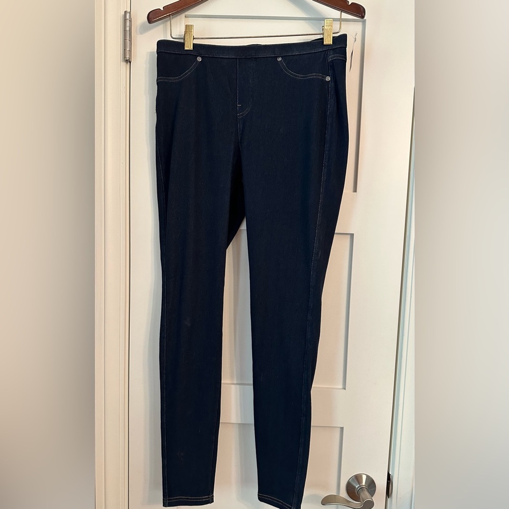 Simply Vera Jeggings, NWT.